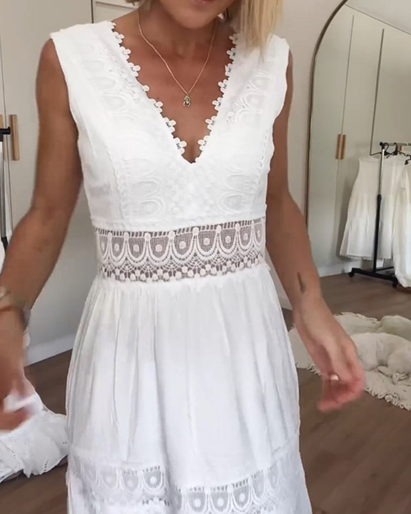 Daniela | Elegant spidstankkjole med V-udskæring