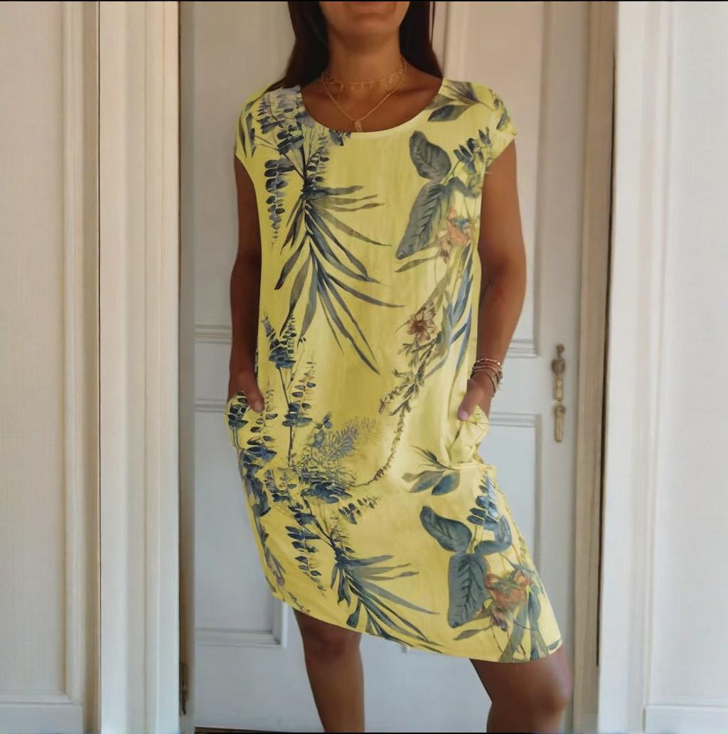 Teres | Rundhalset Kjole med Botanisk Print