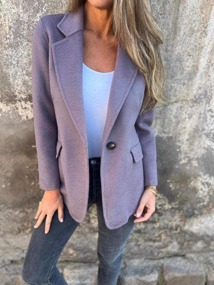 ANNA | EN-KNAPS-BLAZER