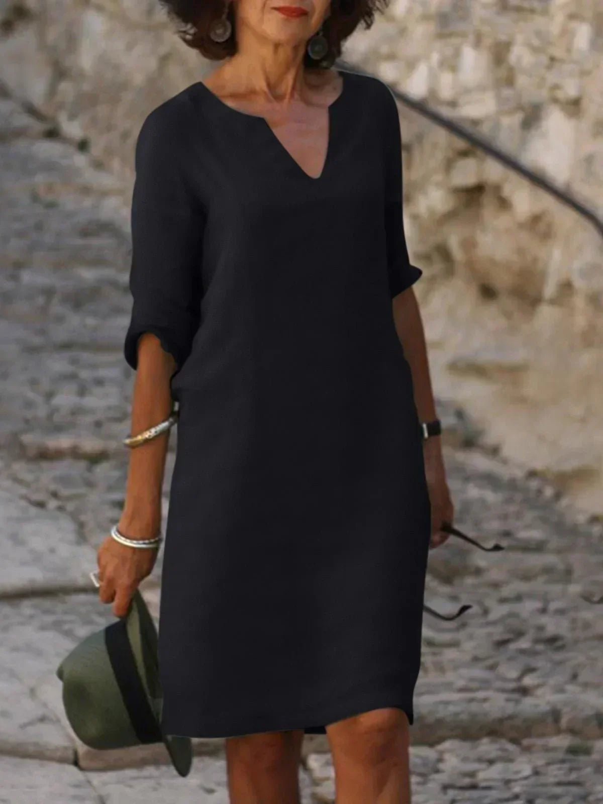Rosetta | Stilfuld kjole med elegant V-hals